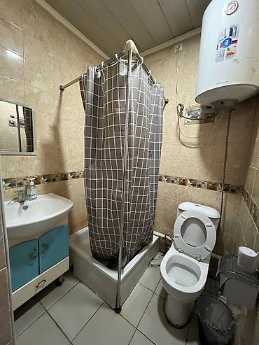 Посуточная аренда квартир: 1 комната, Душевая кабина, Постельное белье, Парковка — 10