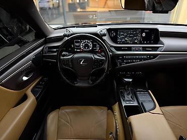Lexus: Lexus ES: 2019 г., 2.5 л, Автомат, Гибрид, Седан at lalafo.kg — 10 Lexus: Lexus ES: 2019 г., 2.5 л, Автомат, Гибрид, Седан — 10