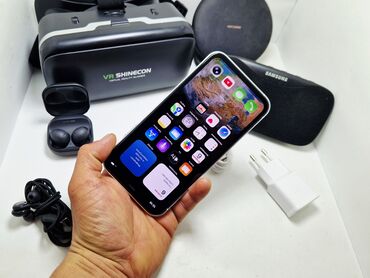 Apple iPhone: IPhone 11 Pro, Б/у, 128 ГБ, Черный, Зарядное устройство, 100 % — 12