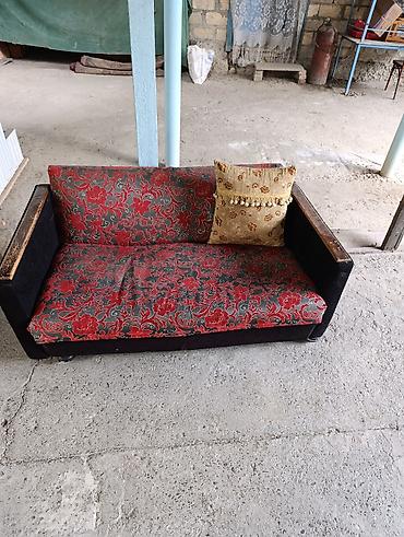 iwlenmiw divan kreslo: Divan, İşlənmiş, Açılmayan, Bazasız, Parça, Çatdırılma yoxdur — 5