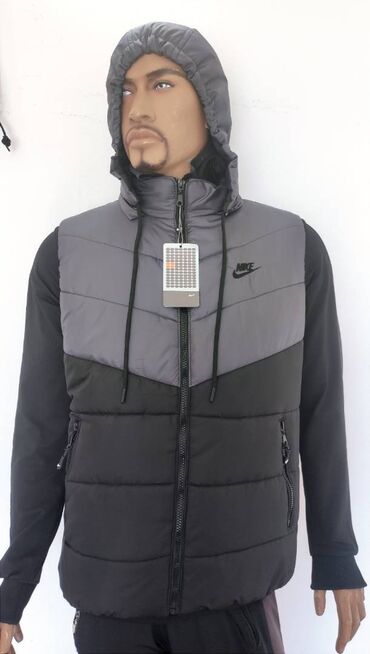 prsluk 2xl novo: NIKE MUŠKI PRSLUK NOVO NOVO KAPULJAČA SE SKIDA VELIČINE M L XL 2XL