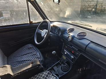 VAZ (LADA): VAZ (LADA) 2106: 1.6 l | 1995 il 999999999 km Sedan — 5