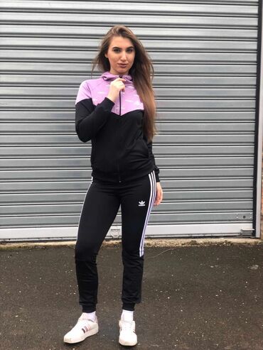 Gornji i donji deo: Novi model sportskih kostima dostupan u veličinama M, L, XL i 2XL — 5