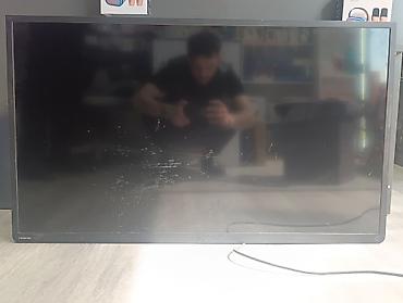 mini televizor: Toshiba LCD televizor - Ekran diaqonalı: təxminən 40–43 düym (etiket — 1