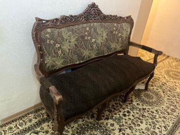 raskladuşka qiymetleri: Б/у, Классический диван