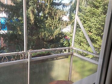 Dugoročni najam stanova: IZDAJEM STAN 90km2 NA STAROM CERAKU (ZARKOVO) Dva nivoa, prvi 50km2 — 9