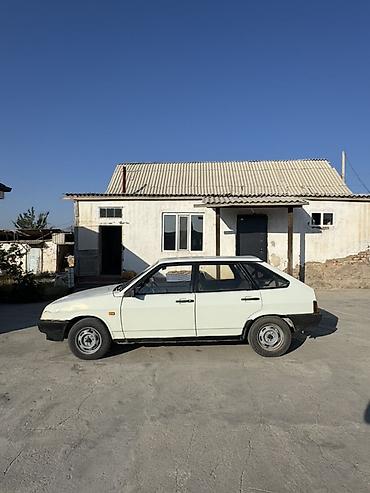 audi rs3: ВАЗ (ЛАДА) 2109: 1993 г., Механика, Бензин, Хэтчбэк — 2