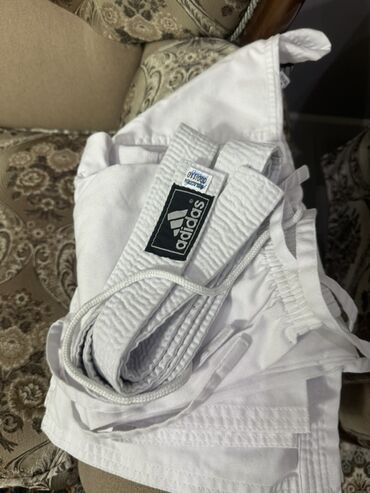 мма форма: Кимоно для дзюдо/карате Adidas с поясом - Комплект: куртка, штаны на