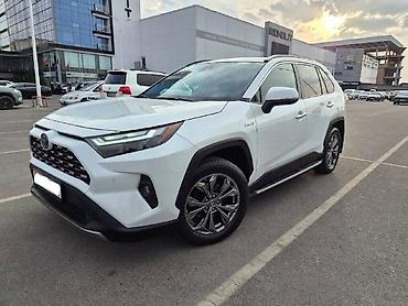 Toyota RAV4: 2022 г., 2.5 л, Автомат, Гибрид, Кроссовер