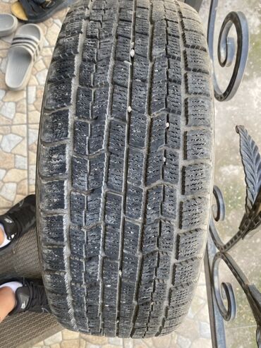 Шины: Шины 215 / 65 / R 16, Зима, Б/у, Легковые, GoodYear