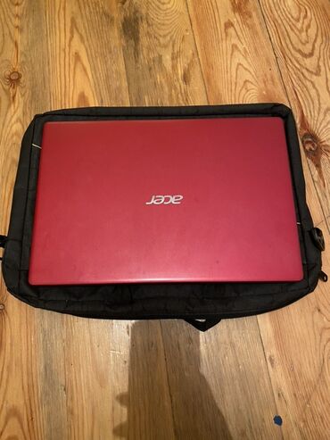 Masaüstü kompüterlər və iş stansiyaları: Acer Aspire 3 noutbuk – qırmızı korpus, 15.6" ekran. İşlək