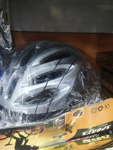 Moto dəbilqələr: Kaskalar 39an hər rəngi var Qara mat kaskalar 55azn Qara parlaq — 2