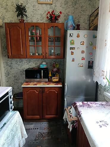 ройон восток: 1 комната, 36 м², Восток-5 мкр 105 серия, 1 этаж, Старый ремонт — 1