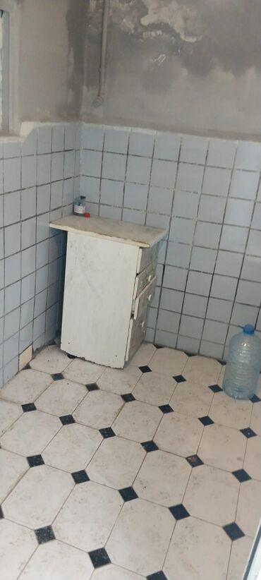 Həyət evləri və villaların satışı: 4 otaqlı, 100 kv. m, Kredit yoxdur, Orta təmir -da lalafo.az — 14 Həyət evləri və villaların satışı: 4 otaqlı, 100 kv. m, Kredit yoxdur, Orta təmir — 14