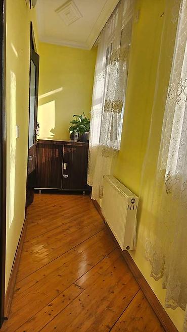 İcarəyə verilir 2 otaqlı köhnə tikili 60 m², Elmlər Akademiyası m at lalafo.az İcarəyə verilir 2 otaqlı köhnə tikili 60 m², Elmlər Akademiyası m