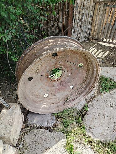 disk saat: Məhsul: 2 eded 13/38 işlek vezyetde Ağır texnika üçün polad disk(lər) — 1