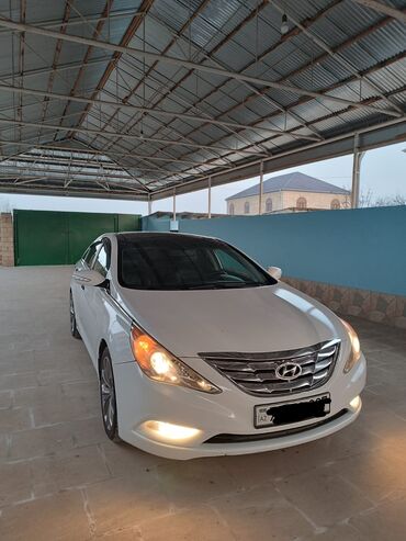 iwlenmiw mawinlar: Hyundai Sonata: 2 l | 2012 il Sedan