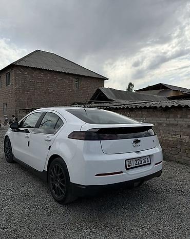 chevrolet camaro: Chevrolet Volt: 2013 г., Вариатор, Гибрид, Хэтчбэк — 4