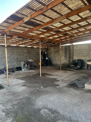 Продажа домов: Барачный, 130 м², 5 комнат, Собственник, Старый ремонт at lalafo.kg — 4 Продажа домов: Барачный, 130 м², 5 комнат, Собственник, Старый ремонт — 4