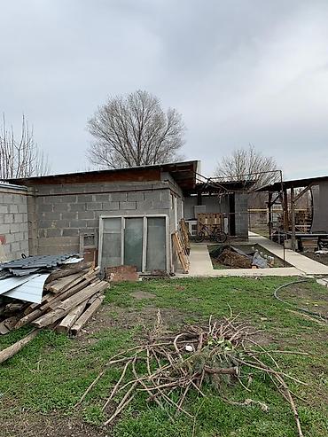 Продажа коттеджей и домов: 🔥 Бишкек–Алматы трассасынын биринчи линиясында үй | 8 сотых | Жашоого — 18