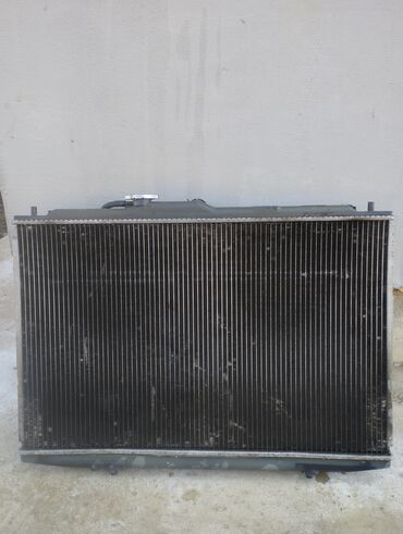 вентилятор охлаждения двигателя: Радиатор с вентилятором на Одиссей ra6