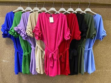 Haljine: 1950 na lalafo.rs — 3 Haljine: 1950 — 3