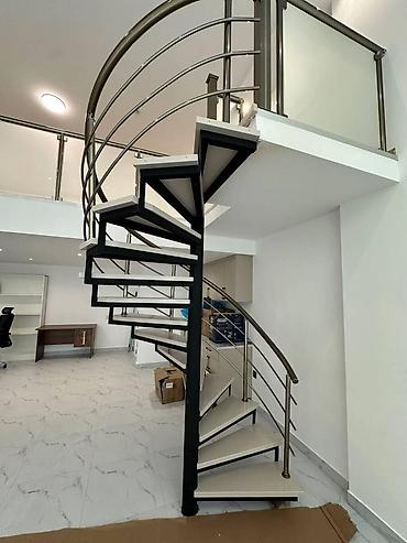 аренда офис: İcarəyə verilir obyekt 50 m², 8 Noyabr m. Daha 7 şəklə bax Agentlik 1 — 4