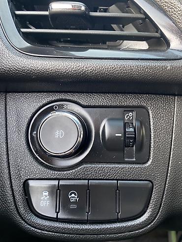 Chevrolet: Chevrolet Spark: 2017 г., 1 л, Автомат, Бензин, Хэтчбэк — 9