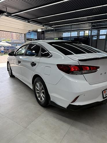 jeep compas: Hyundai Sonata: 2018 г., Автомат, Газ, Седан — 5