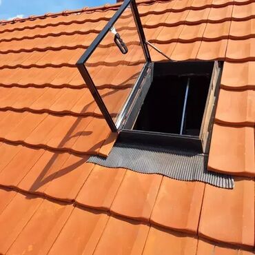 Prozori: Velux izlaz na krov - Novo 🚪 Model: GVT103 Dimenzije: 54x83 cm Na — 8