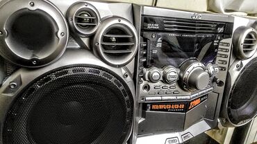 Musiqi mərkəzləri: JVC 2 Basovikli Kalonkası var 
Güclü Səs Effektinə malikdi — 8