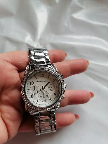 Ručni satovi: Ženski ručni satovi – elegantni modeli sa metalnim narukvicama - — 11