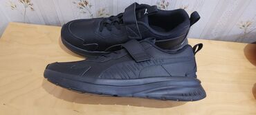 туфли женские 40 размер: Кроссовки PUMA 38 размер оригинал, можно в школу или для физкультуры!