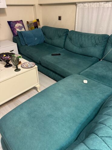 Divanlar: Künc divan, İşlənmiş, Çatdırılma yoxdur