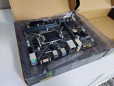 windows surface: Материнская плата для ПК, Новый, Gigabyte, LGA1151 v2, Micro-ATX — 4