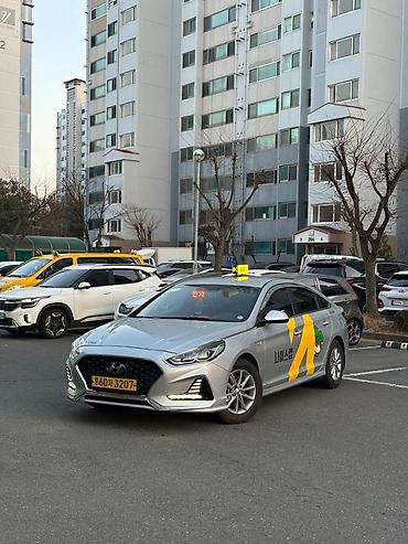 Hyundai: Hyundai Sonata: 2019 г., 2 л, Автомат, Газ, Седан — 18