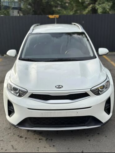 самая дорогая машина в кыргызстане: Kia Stonic: 2019 г., 1.4 л, Автомат, Бензин, Кроссовер