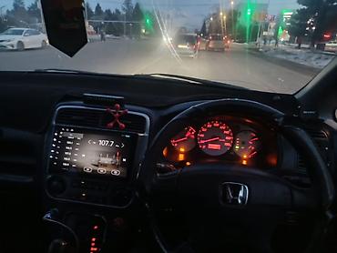 Honda: Honda Stream: 2002 г., 2 л, Автомат, Бензин, Минивэн — 10