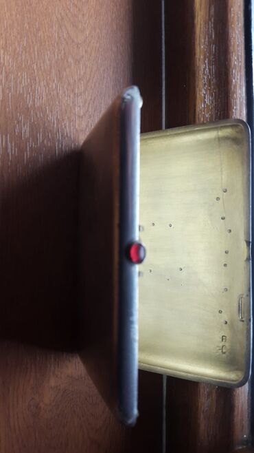 Digər əntiq əşyalar: Antik siqar qutusu – 1911 Qűműştu ; carskiy 85 prob . Herifleri — 11