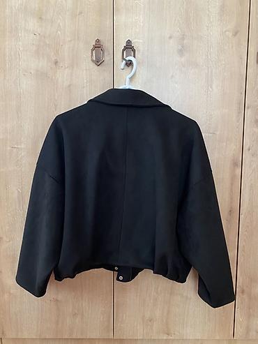qadin don: Yer­teks qadın üst geyimi – qısa kəsimli qara jaket - Brend: YERTEKS — 2