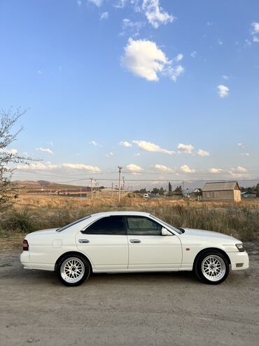 nissan potrol: Nissan Laurel: 2002 г., 2 л, Автомат, Газ, Седан