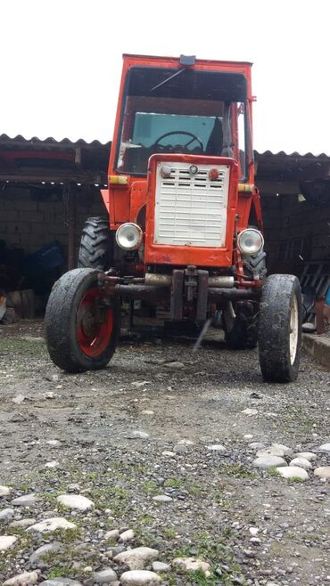 ramka yukle v Azərbaycan | DIGƏR EV DEKORU: Salam traktor ela vəziyətdədi sənədlər qaydasında soğurta var tex