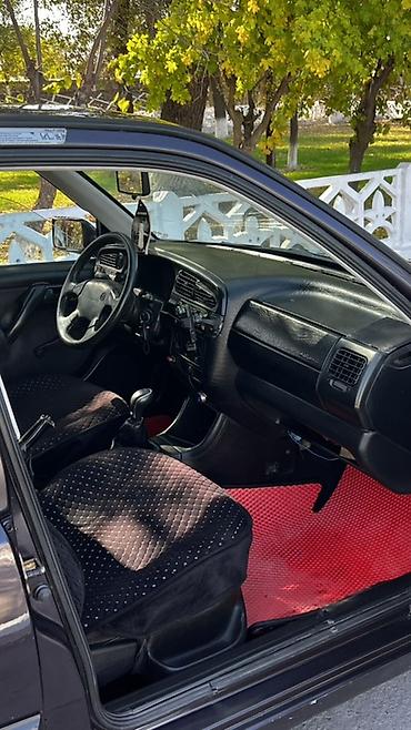 from japan: Volkswagen Vento: 1993 г., 1.8 л, Механика, Бензин, Седан — 7