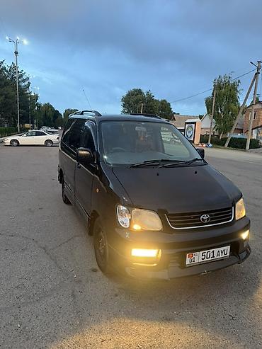 Другие автомобили: Продаётся компактвэн с правым рулём, салон на 7 мест. Основные — 5