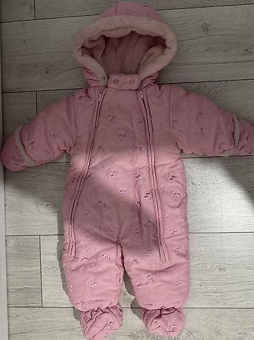 Верхняя одежда: 1 куртка на 2 года-500 сом 2 комбинезон на 6 месяцев-500 сом 3 — 2
