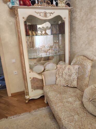 стеклянный стол на кухню купить: Dolab