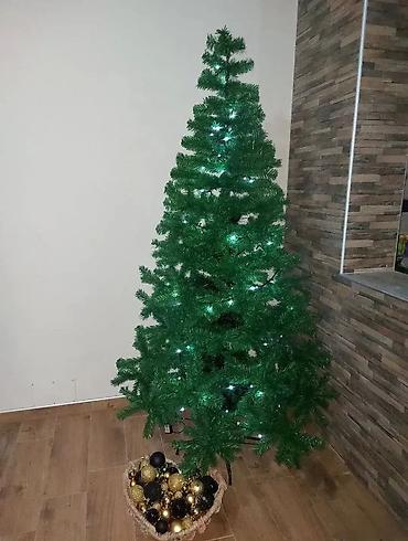limundo gobleni: Velika novogodišnja jelka S1ra – 150 cm Stiže Nova godina i pravo je — 1
