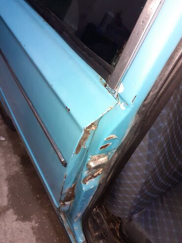 Təkərlər: Məhsul: Avtomobil kuzov hissələri və arxa baqaj komplekti (köhnə sovet — 1