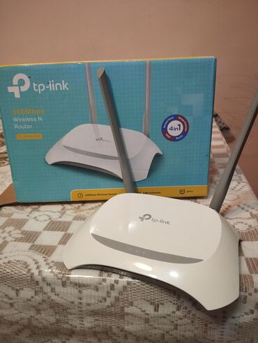 data sim kart: TP-Link istehsalı olan bu ağ ruter 300 Mbps simsiz sürətə malikdir. Ağ