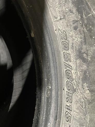 Зимняя шина 205/65 R15 - Размер: 205/65 R15 (радиальная) - Сезон at lalafo.kg Зимняя шина 205/65 R15 - Размер: 205/65 R15 (радиальная) - Сезон
